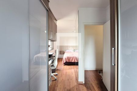 Apartamento à venda com 98m², 3 quartos e 2 vagasCloset Suíte 