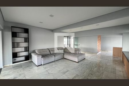 Sala de TV de apartamento à venda com 4 quartos, 337m² em Paraíso, São Paulo
