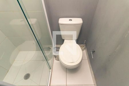 Banheiro de kitnet/studio para alugar com 1 quarto, 46m² em Centro Histórico de São Paulo, São Paulo