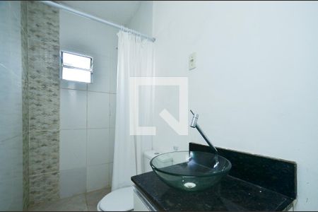 Casa à venda com 109m², 5 quartos e sem vaga Casa à venda com 109m², 5 quartos e sem vagaBanheiro social/Casa 1