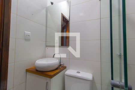 Banheiro de casa à venda com 2 quartos, 50m² em Campina, São Leopoldo