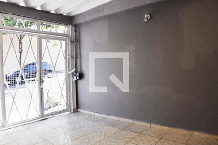 Garagem de casa à venda com 4 quartos, 130m² em Vila Siqueira (zona Norte), São Paulo