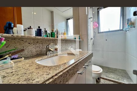 Apartamento para alugar com 170m², 4 quartos e 3 vagas Apartamento para alugar com 170m², 4 quartos e 3 vagasBanheiro