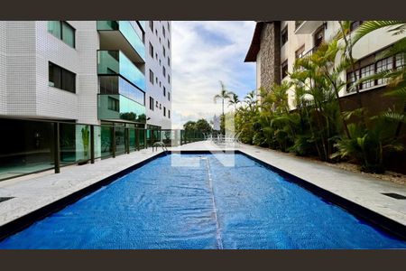 Apartamento para alugar com 170m², 4 quartos e 3 vagas Apartamento para alugar com 170m², 4 quartos e 3 vagasÁrea comum - Piscina