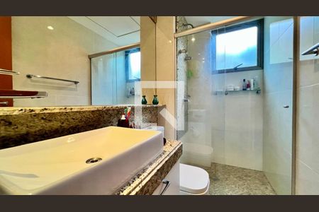 Apartamento para alugar com 170m², 4 quartos e 3 vagas Apartamento para alugar com 170m², 4 quartos e 3 vagasBanheiro