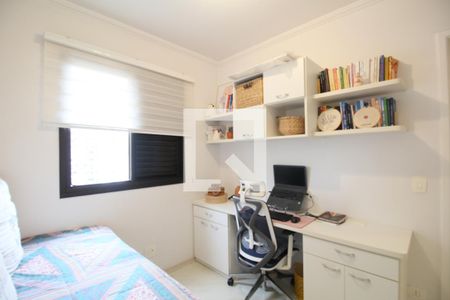 Apartamento à venda com 70m², 3 quartos e 2 vagasQuarto 2