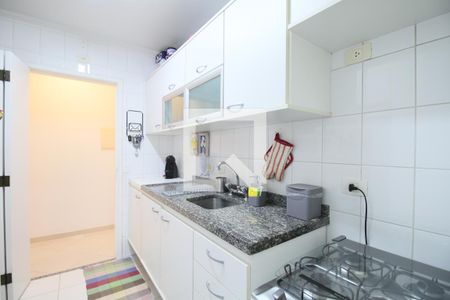 Apartamento à venda com 70m², 3 quartos e 2 vagasCozinha 