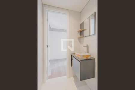 Banheiro 1 de apartamento à venda com 2 quartos, 58m² em Cerqueira César, São Paulo