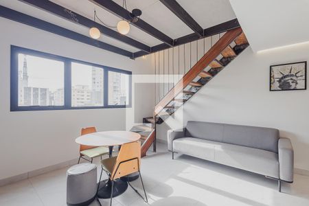 Sala de apartamento à venda com 2 quartos, 58m² em Cerqueira César, São Paulo