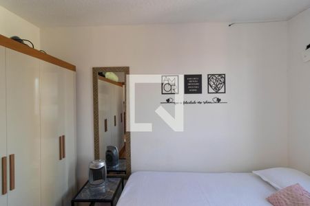 Quarto 01 de apartamento à venda com 2 quartos, 40m² em Jardim Esmeraldina, Campinas