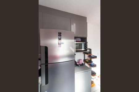 Cozinha de apartamento à venda com 2 quartos, 40m² em Jardim Esmeraldina, Campinas