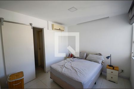 Suíte de apartamento à venda com 2 quartos, 55m² em Tijuca, Rio de Janeiro