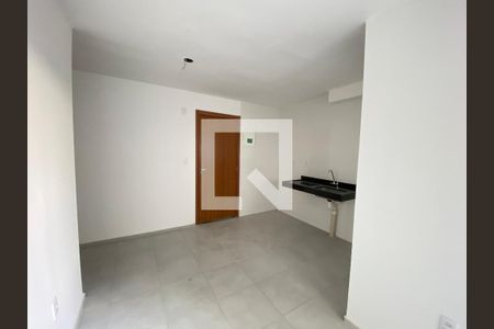 Sala de apartamento à venda com 2 quartos, 48m² em Del Castilho, Rio de Janeiro