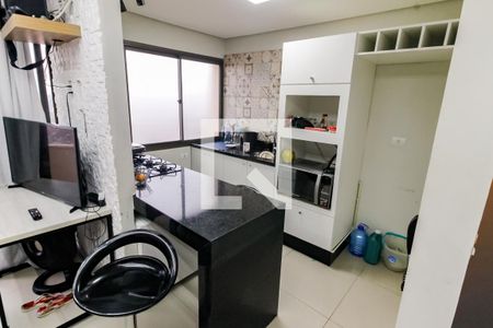 Apartamento para alugar com 62m², 1 quarto e 1 vaga Apartamento para alugar com 62m², 1 quarto e 1 vagaCozinha - Armários