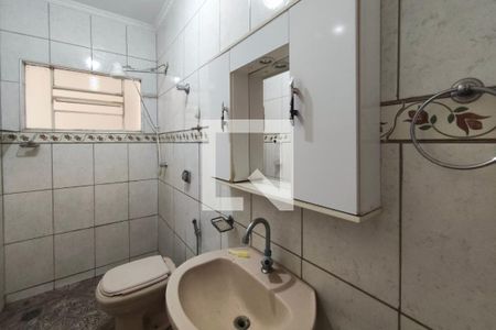 Casa à venda com 250m², 3 quartos e 1 vaga Casa à venda com 250m², 3 quartos e 1 vagaBanheiro