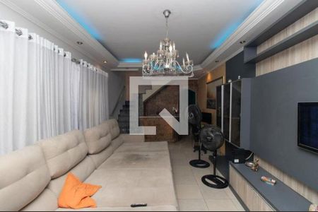 Foto 02 de casa à venda com 3 quartos, 200m² em Vila Nilo, São Paulo