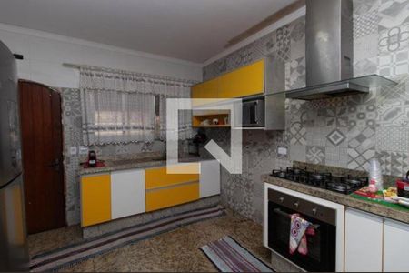 Foto 04 de casa à venda com 3 quartos, 200m² em Vila Nilo, São Paulo