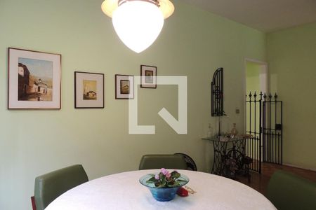 Sala de casa de condomínio à venda com 3 quartos, 320m² em Jacarepaguá, Rio de Janeiro