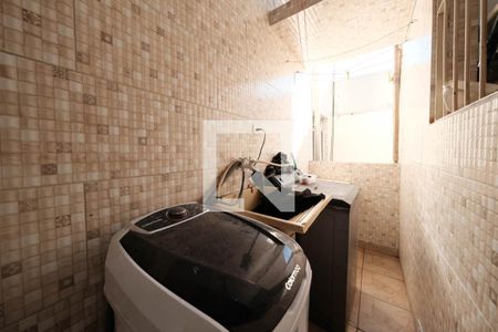 Casa para alugar com 30m², 1 quarto e sem vagaÁrea de Serviço