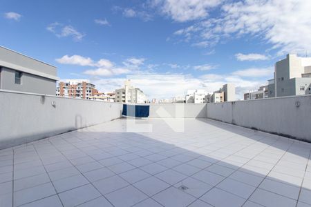 Apartamento para alugar com 34m², 1 quarto e sem vagaTerraço