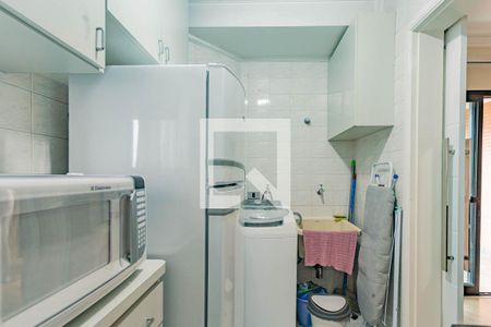 Cozinha de apartamento para alugar com 1 quarto, 42m² em Aclimação, São Paulo