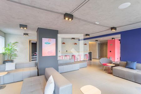 Apartamento para alugar com 25m², 1 quarto e sem vaga Apartamento para alugar com 25m², 1 quarto e sem vagaÁrea comum - Salão de festas