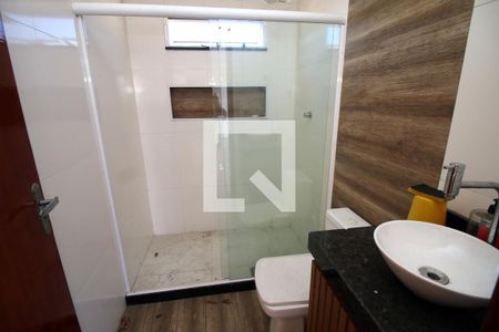 Casa à venda com 250m², 2 quartos e sem vagaBanheiro 2