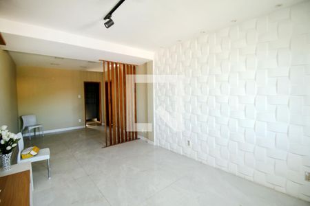 Sala de casa à venda com 2 quartos, 250m² em Colégio, Rio de Janeiro