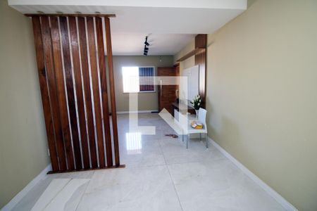 Sala de casa à venda com 2 quartos, 250m² em Colégio, Rio de Janeiro