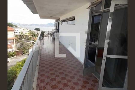 Casa à venda com 4 quartos, 350m² em Jardim Guanabara, Rio de Janeiro