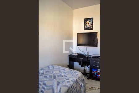 Quarto de casa de condomínio à venda com 2 quartos, 49m² em Campo Novo, Porto Alegre