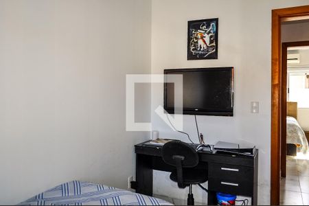 Quarto de casa de condomínio à venda com 2 quartos, 49m² em Campo Novo, Porto Alegre