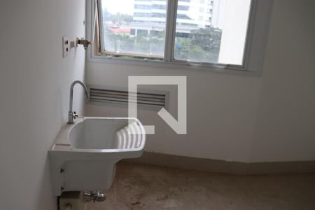 Área de Serviço de apartamento para alugar com 4 quartos, 338m² em Alphaville Empresarial, Barueri