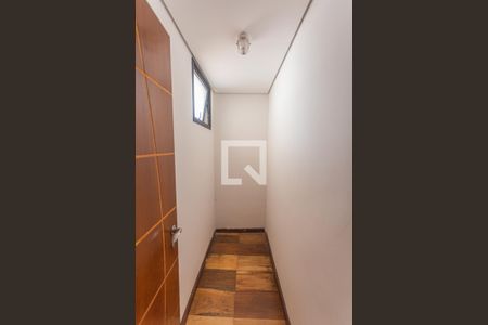 Despensa de casa à venda com 5 quartos, 192m² em Paraíso, Belo Horizonte