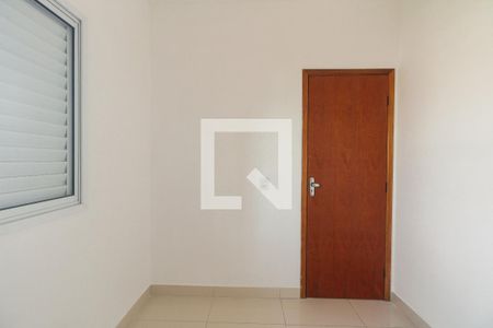 Quarto 1 de apartamento para alugar com 2 quartos, 40m² em Penha de França, São Paulo