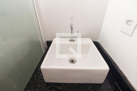 Banheiro de apartamento para alugar com 2 quartos, 40m² em Penha de França, São Paulo