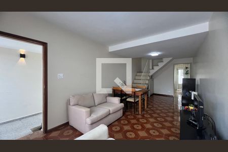 Sala de casa à venda com 2 quartos, 110m² em Vila Madalena, São Paulo