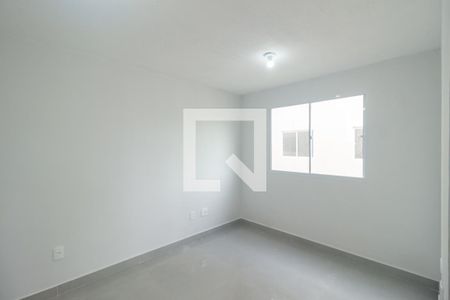 Sala de apartamento para alugar com 2 quartos, 43m² em Guaratiba, Rio de Janeiro
