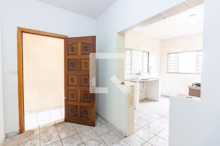Copa de casa para alugar com 1 quarto, 70m² em Quitaúna, Osasco