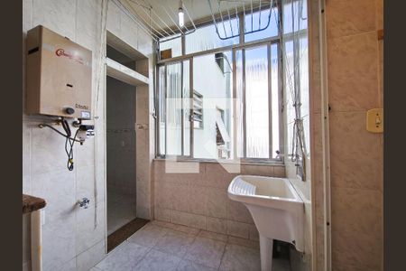 Apartamento à venda com 105m², 3 quartos e 1 vagaÁrea de Serviço