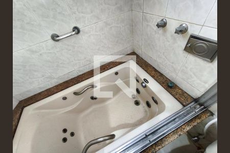 Apartamento à venda com 105m², 3 quartos e 1 vagaBanheiro Corredor