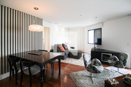 Apartamento à venda com 94m², 2 quartos e 2 vagasSala