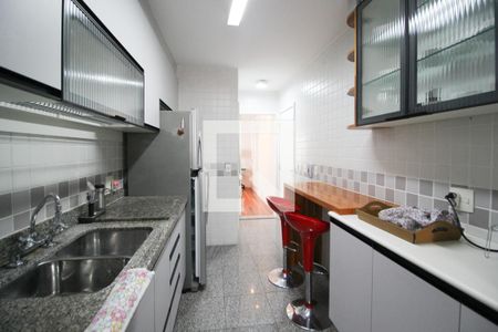 Apartamento à venda com 94m², 2 quartos e 2 vagasCozinha