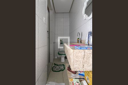 Banheiro de casa à venda com 2 quartos, 360m² em Vila Liviero, São Paulo