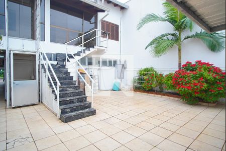 Casa à venda com 345m², 5 quartos e 5 vagasQuintal e Elevador