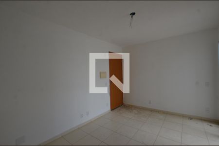 Sala de apartamento para alugar com 2 quartos, 50m² em Guaratiba, Rio de Janeiro