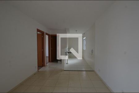 Sala de apartamento para alugar com 2 quartos, 50m² em Guaratiba, Rio de Janeiro