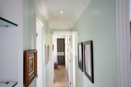 Corredor de apartamento à venda com 3 quartos, 120m² em Barra da Tijuca, Rio de Janeiro