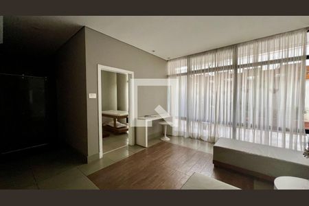 Studio à venda com 57m², 1 quarto e 1 vaga Studio à venda com 57m², 1 quarto e 1 vagaSaúna