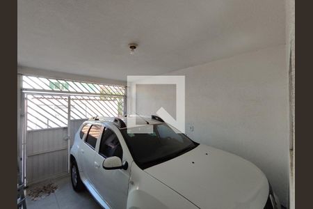 Garagem de casa à venda com 3 quartos, 100m² em Cidade São Miguel, São Paulo